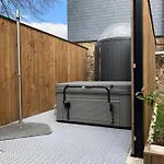 Tiny House - Luxury Apartment