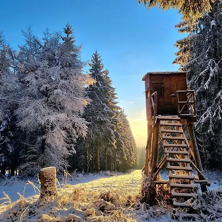 アパート Tiny House - Luxury ビューリンゲン